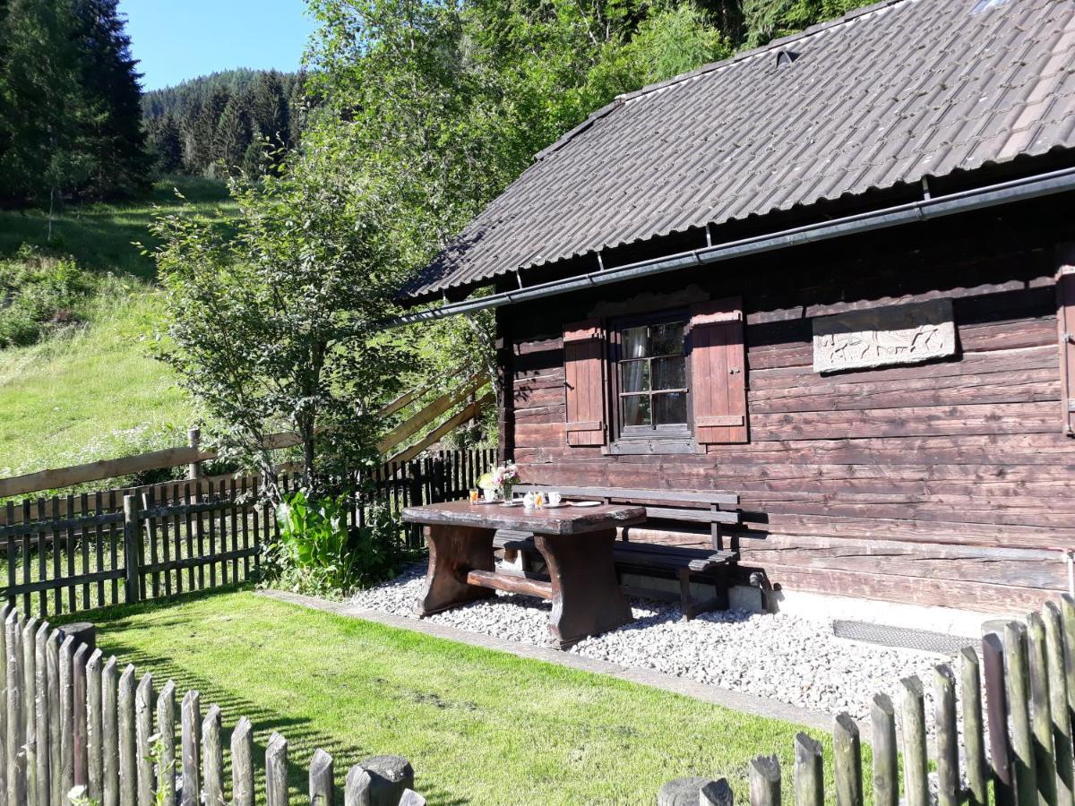 Umundumhütte *